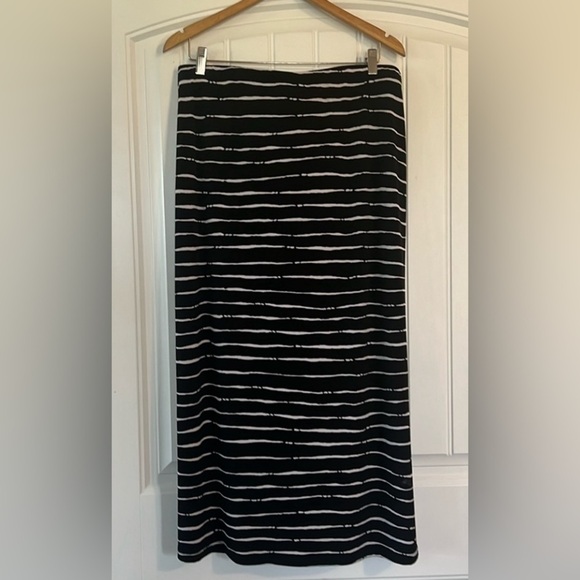 Chico’s Stretchy Striped Maxi Skirt US 2 or Large - Picture 1 of 4